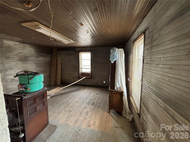 101 Knight Drive, Clyde, NC 28721