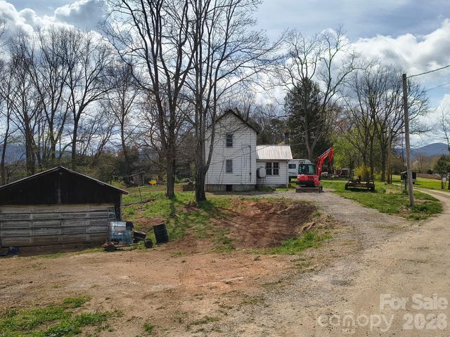 101 Knight Drive, Clyde, NC 28721