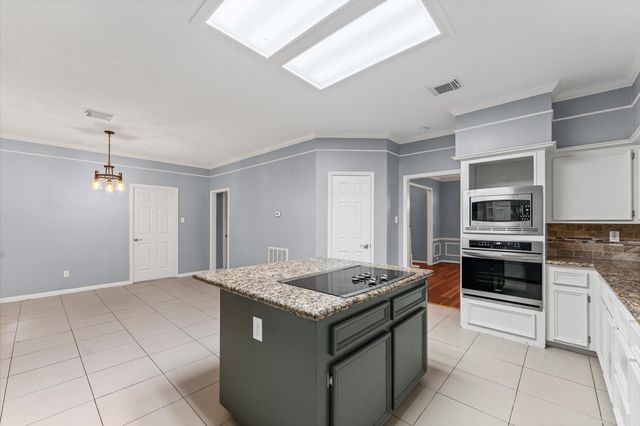 1911 Triple Mast Circle, League City, TX 77573