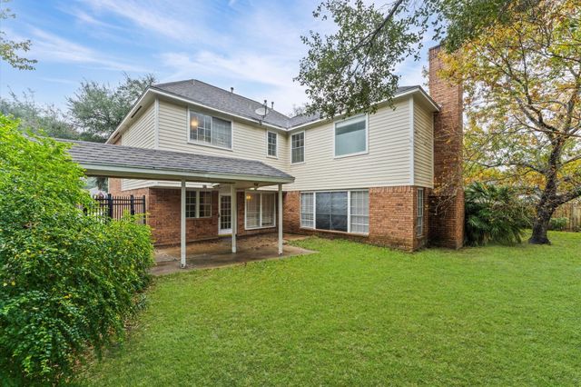 1911 Triple Mast Circle, League City, TX 77573