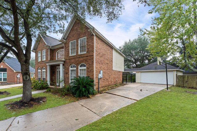 1911 Triple Mast Circle, League City, TX 77573