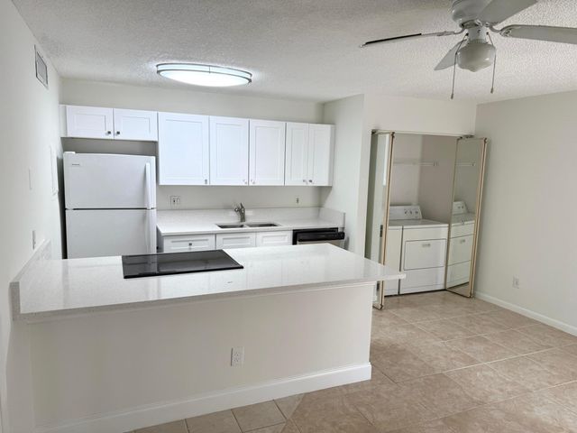 629 Executive Center Drive J103, West Palm Beach, FL 33401