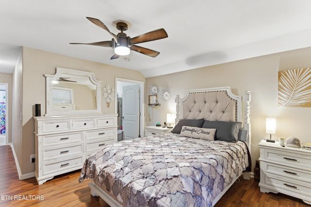 2833 Ithaca Drive, Knoxville, TN 37918