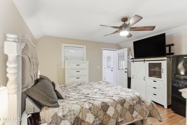 2833 Ithaca Drive, Knoxville, TN 37918