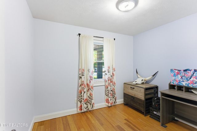 2833 Ithaca Drive, Knoxville, TN 37918