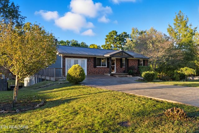 2833 Ithaca Drive, Knoxville, TN 37918