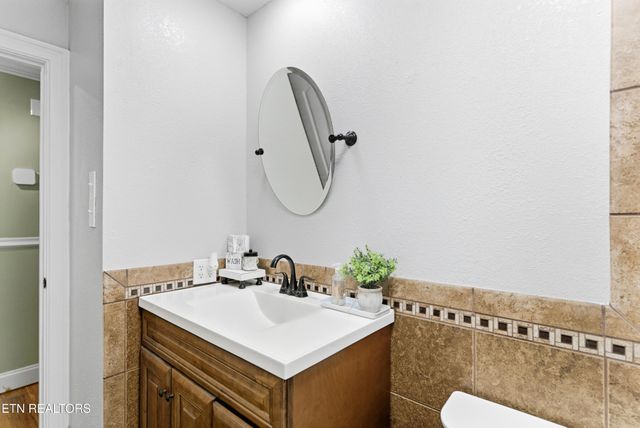 2833 Ithaca Drive, Knoxville, TN 37918