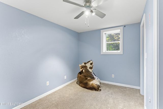 2833 Ithaca Drive, Knoxville, TN 37918