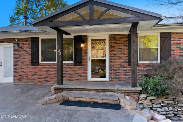2833 Ithaca Drive, Knoxville, TN 37918