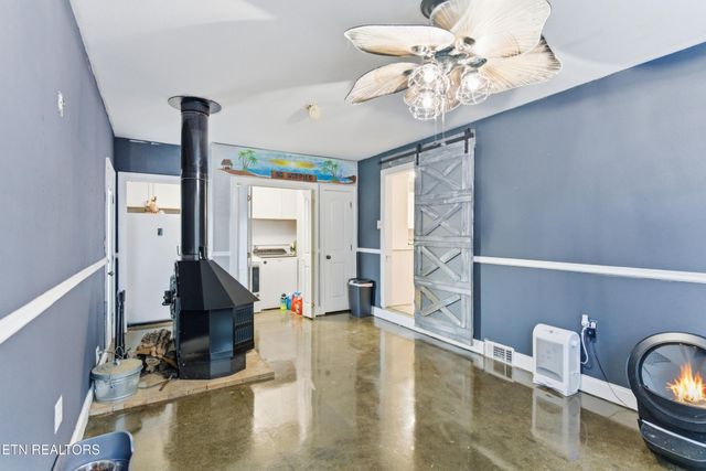 2833 Ithaca Drive, Knoxville, TN 37918