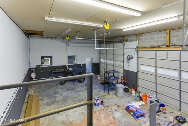 2833 Ithaca Drive, Knoxville, TN 37918