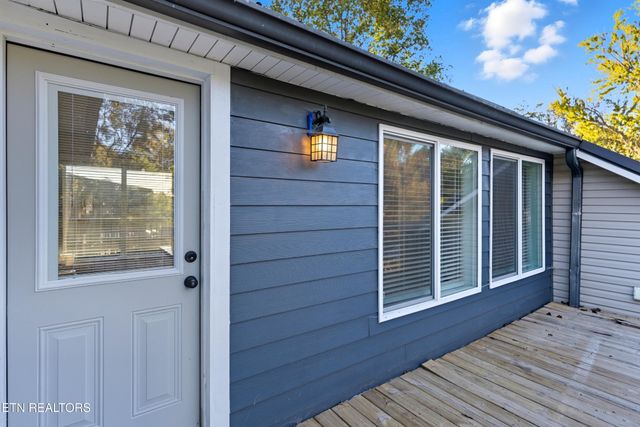 2833 Ithaca Drive, Knoxville, TN 37918