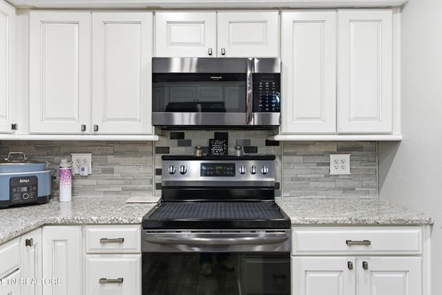 2833 Ithaca Drive, Knoxville, TN 37918