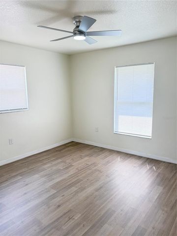 1117 BLOSSOM CIRCLE N, Lakeland, FL 33805