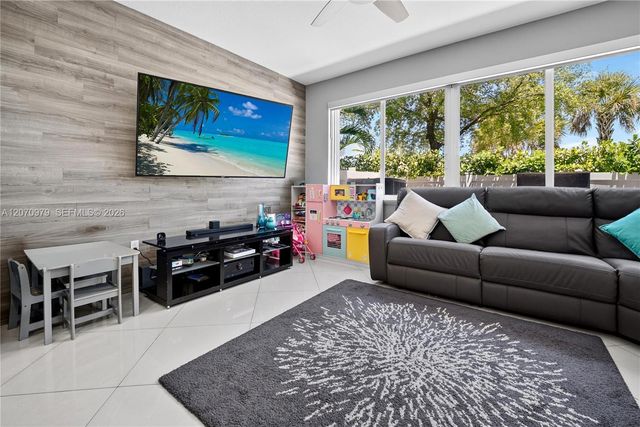 8061 NW 114th Place 8061, Doral, FL 33178