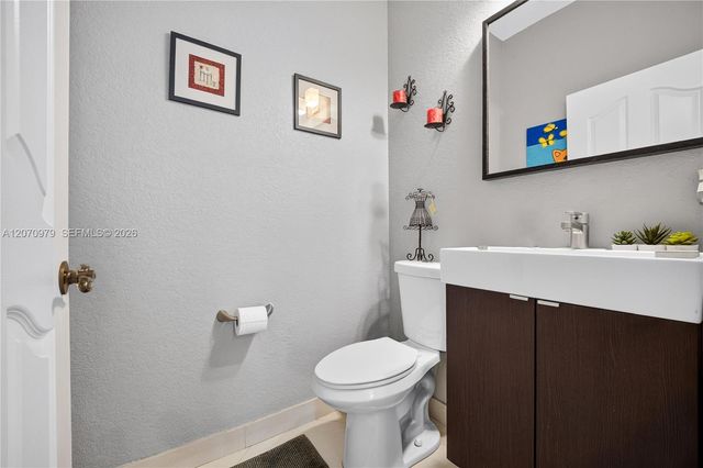 8061 NW 114th Place 8061, Doral, FL 33178