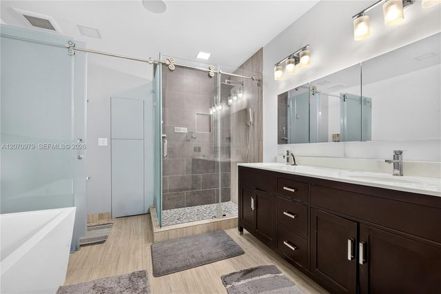 8061 NW 114th Place 8061, Doral, FL 33178