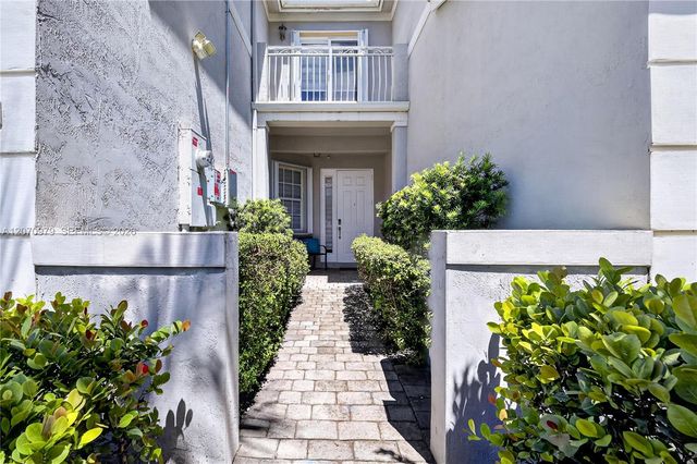 8061 NW 114th Place 8061, Doral, FL 33178