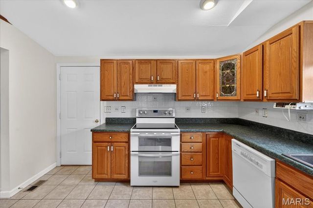 307 Longview Drive, Columbia, IL 62236