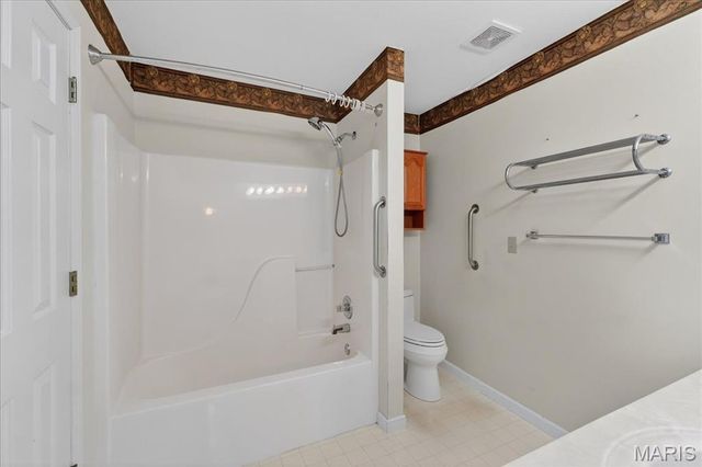 307 Longview Drive, Columbia, IL 62236