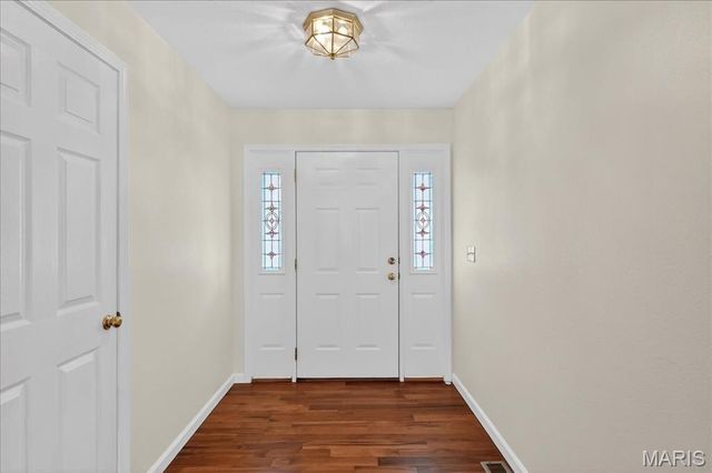 307 Longview Drive, Columbia, IL 62236