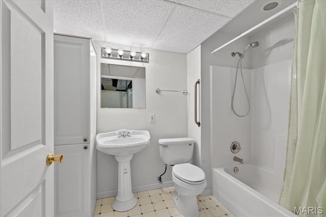 307 Longview Drive, Columbia, IL 62236