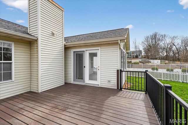 307 Longview Drive, Columbia, IL 62236