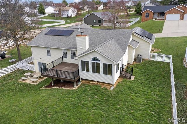 307 Longview Drive, Columbia, IL 62236