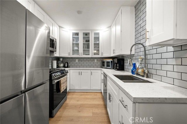 2452 Chelsea Place M, Santa Monica, CA 90404