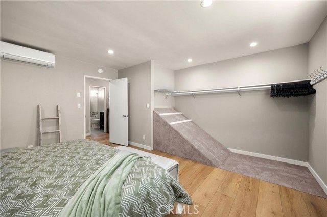 2452 Chelsea Place M, Santa Monica, CA 90404