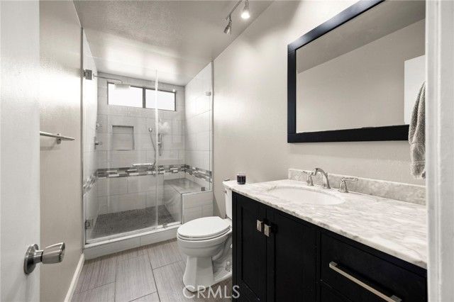 2452 Chelsea Place M, Santa Monica, CA 90404