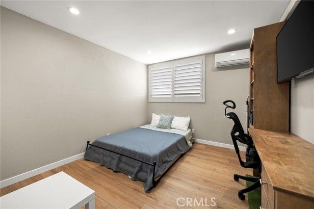 2452 Chelsea Place M, Santa Monica, CA 90404