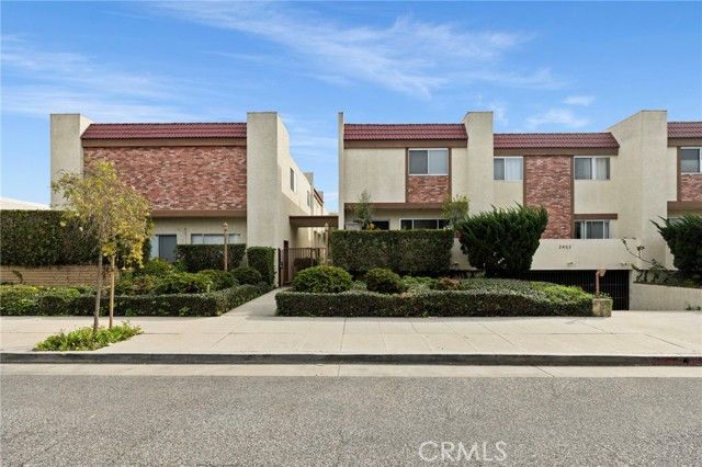 2452 Chelsea Place M, Santa Monica, CA 90404