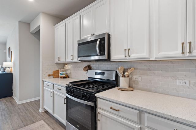 537 Loriner WAY, Liberty Hill, TX 78642