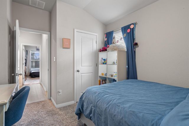 537 Loriner WAY, Liberty Hill, TX 78642