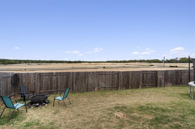 537 Loriner WAY, Liberty Hill, TX 78642