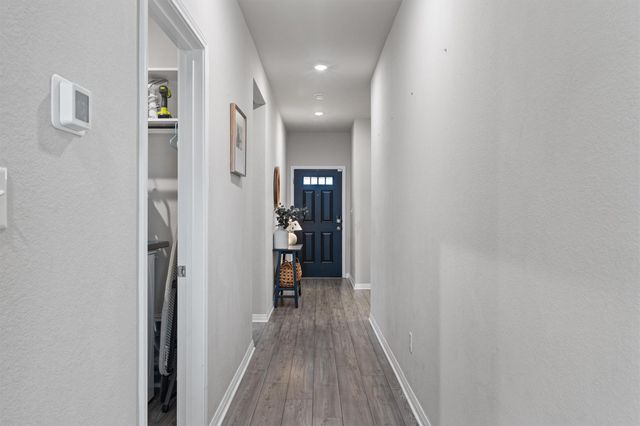 537 Loriner WAY, Liberty Hill, TX 78642