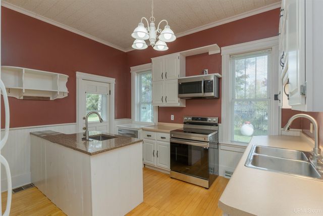 320 Hemlock Avenue, Amasa, MI 49903