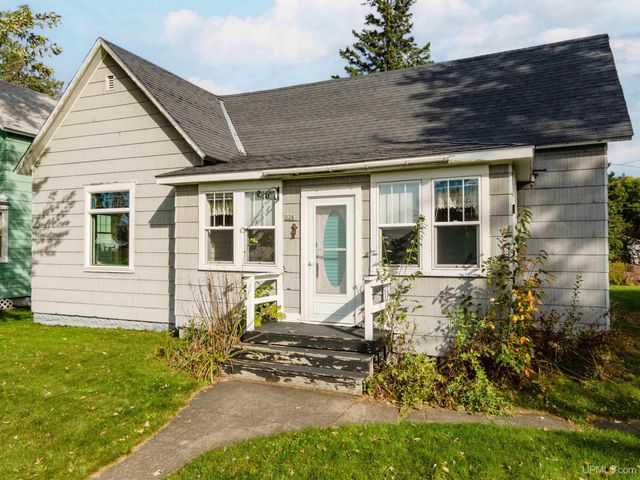 320 Hemlock Avenue, Amasa, MI 49903