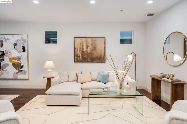 2762 Bette St, Alameda, CA 94501