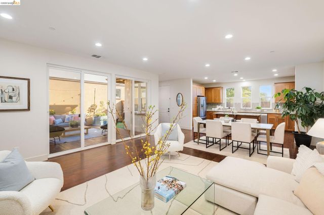 2762 Bette St, Alameda, CA 94501