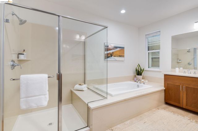 2762 Bette St, Alameda, CA 94501