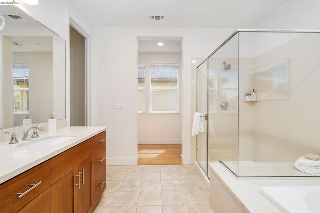 2762 Bette St, Alameda, CA 94501