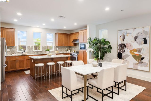 2762 Bette St, Alameda, CA 94501