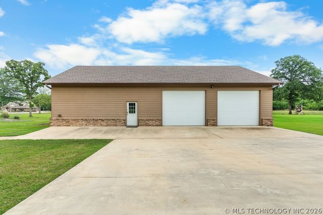 11703 Hidden Oak Circle, Kingston, OK 73439