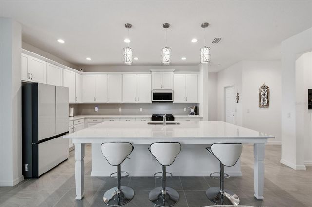 6808 SERPENT HAWK LANE, Howey In The Hills, FL 34737