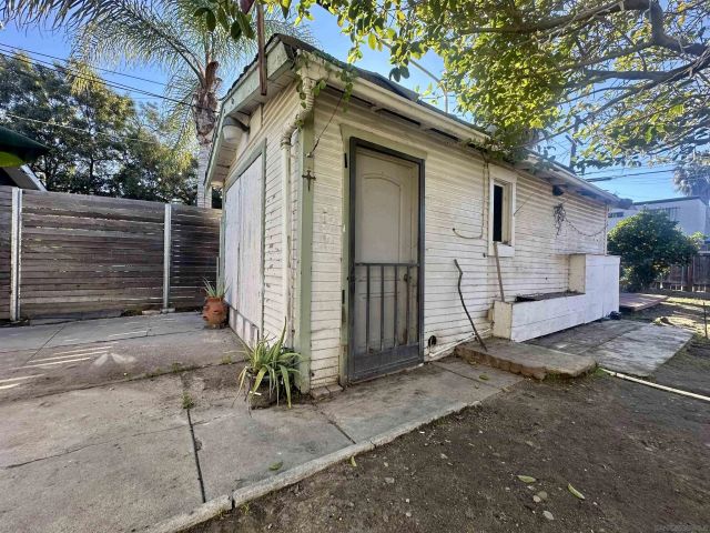 4334 41st, San Diego, CA 92105