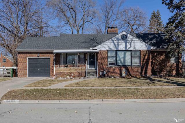 13820 Catalpa Street, Southgate, MI 48195