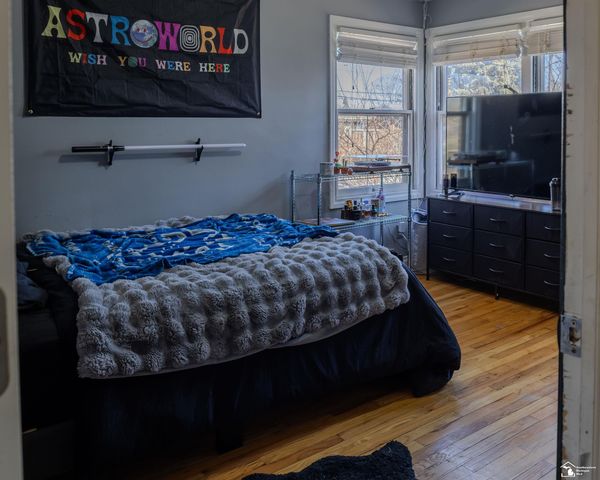 13820 Catalpa Street, Southgate, MI 48195