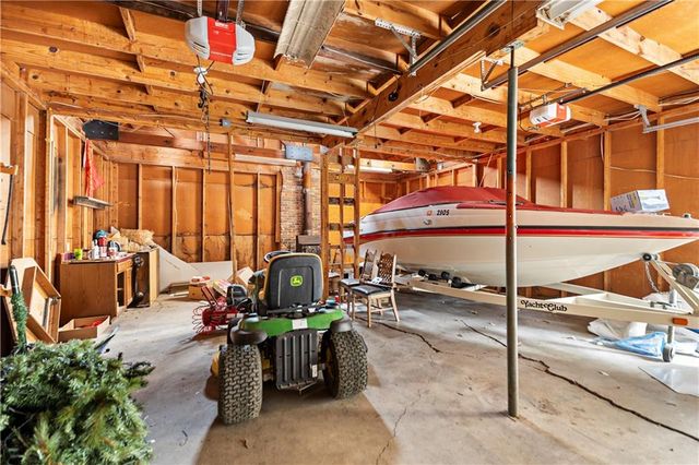 731 W 12th Street, Trenton, MO 64683